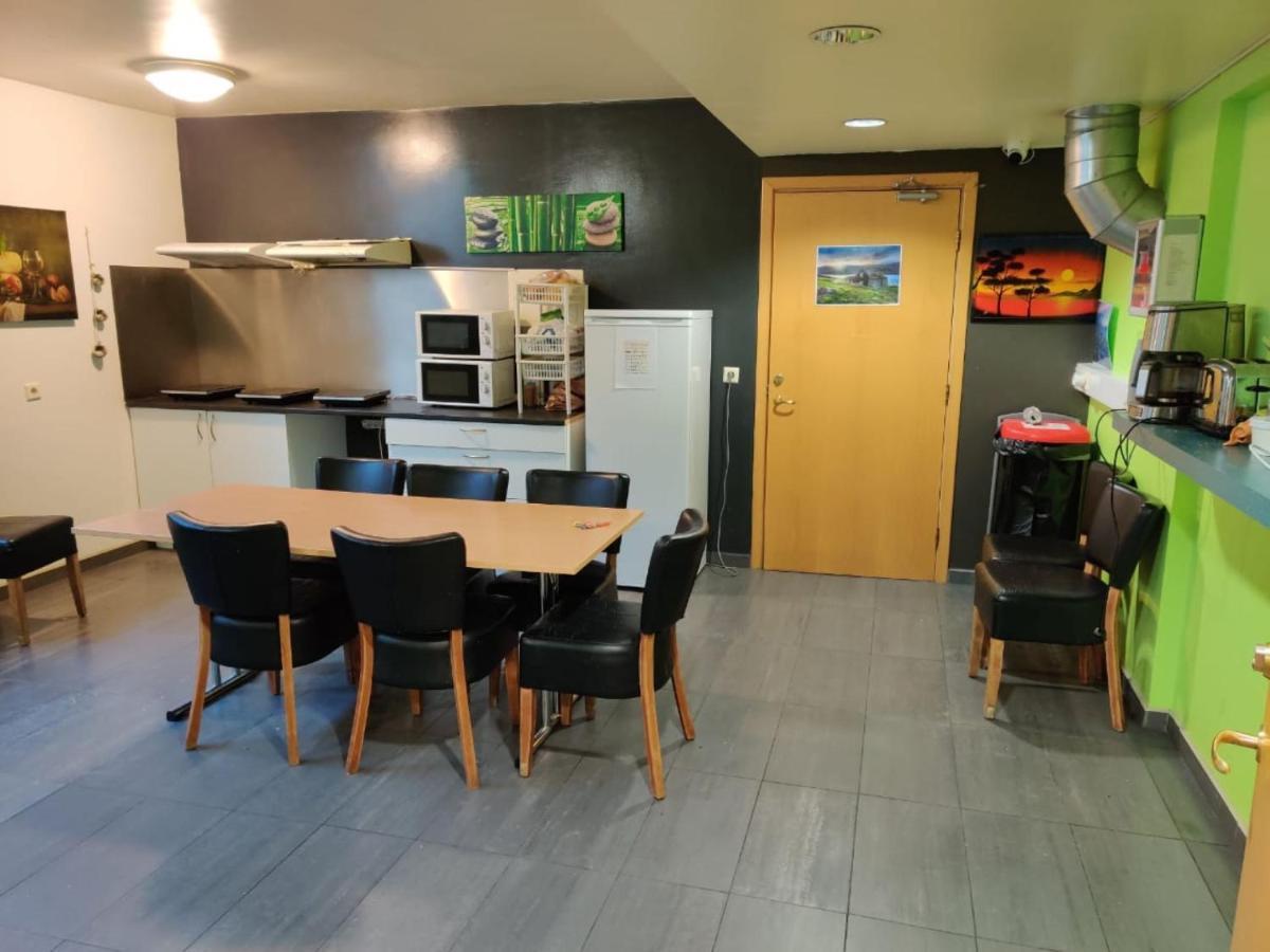 Sm Hostal Reikiavik